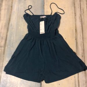 NWT Urban outfitters romper size xs